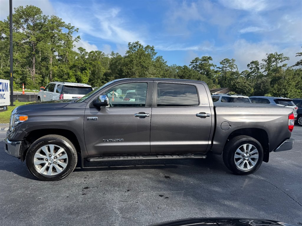 2017 Toyota Tundra Limited CrewMax photo 5