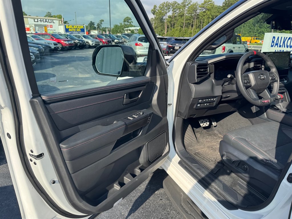 2025 Toyota Tundra TRD Pro CrewMax photo 9