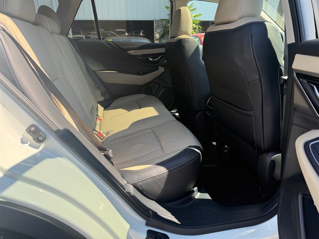 2021 Subaru Outback Limited photo 11
