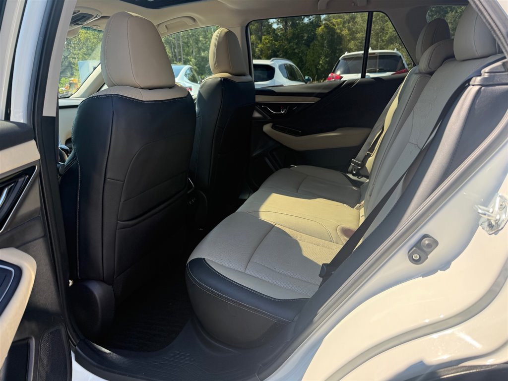 2021 Subaru Outback Limited photo 14