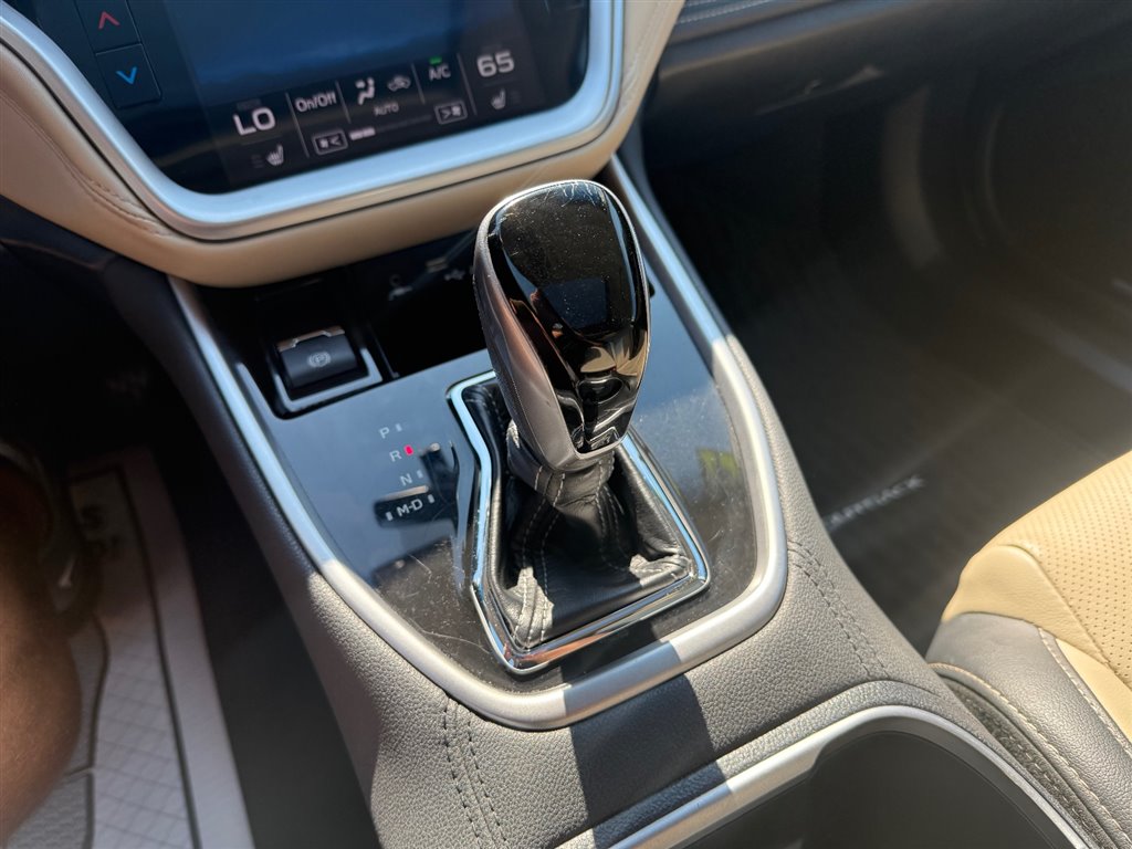 2021 Subaru Outback Limited photo 22