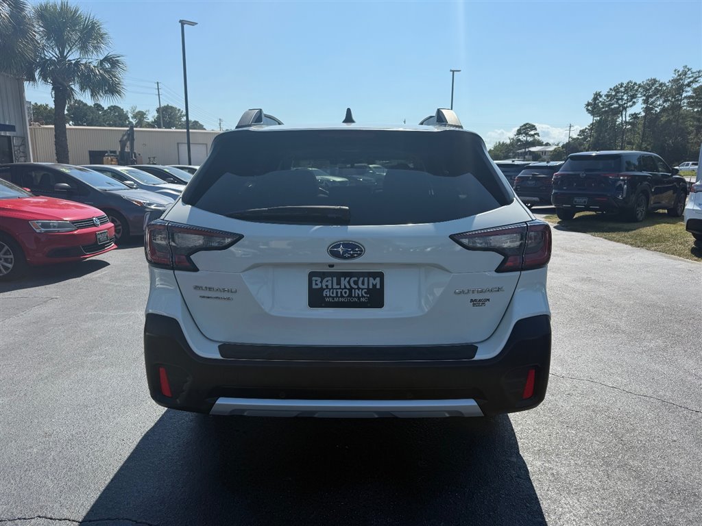 2021 Subaru Outback Limited photo 4