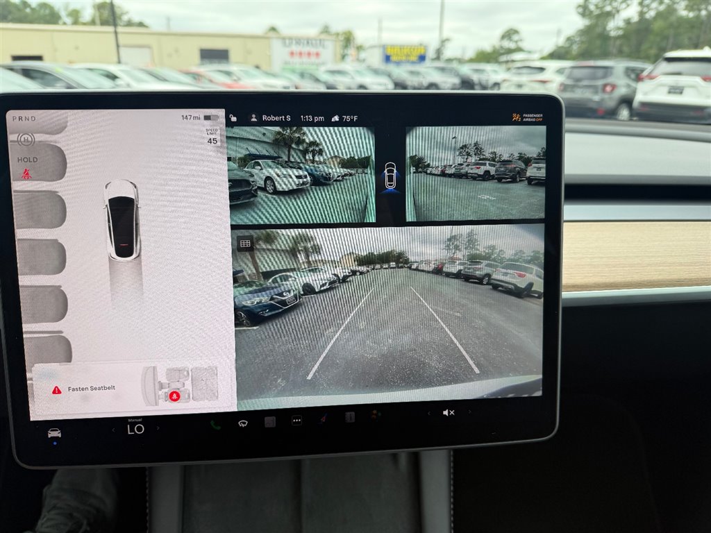 2024 Tesla Model Y Long Range photo 16