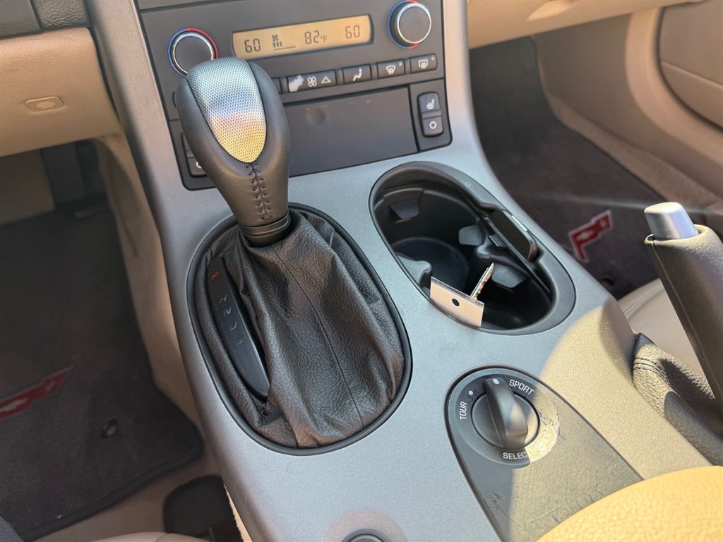 2007 Chevrolet Corvette Convertible LT2 photo 16