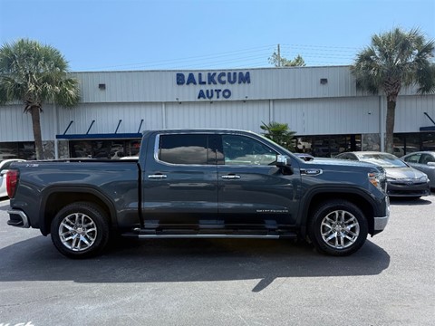 2020 GMC Sierra 1500 SLT Crew Cab Short Box 4WD