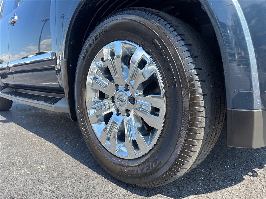 2015 Nissan Armada Platinum photo 10