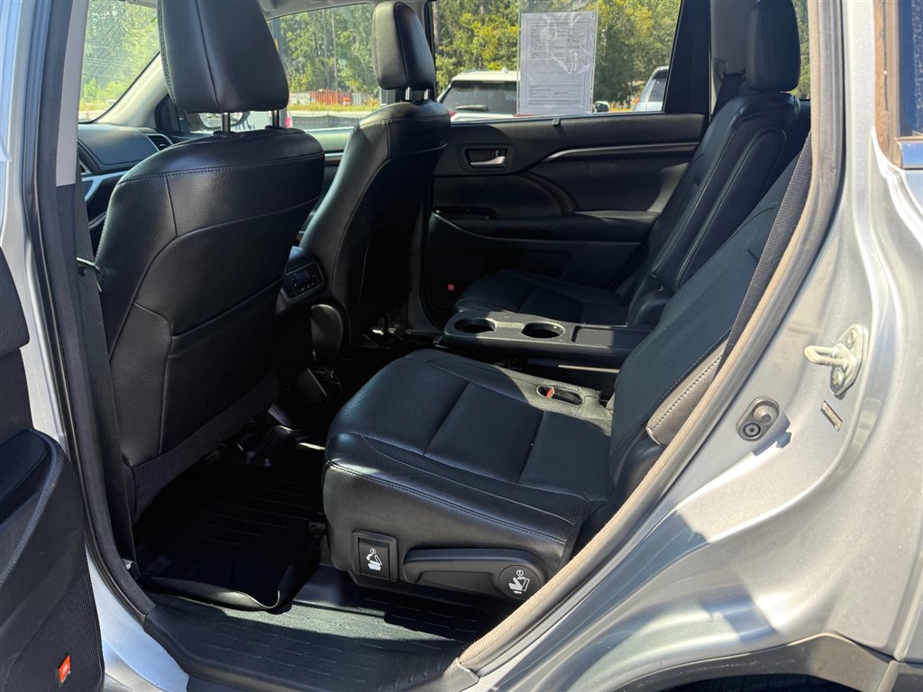 2014 Toyota Highlander Limited photo 14