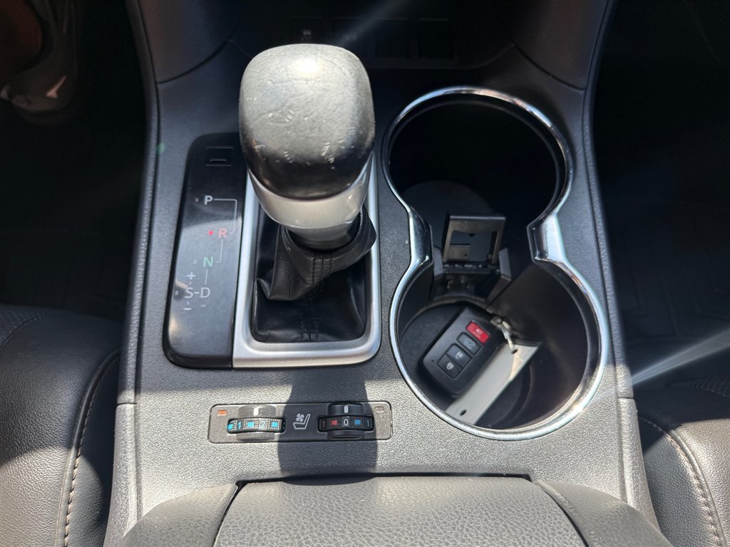 2014 Toyota Highlander Limited photo 23