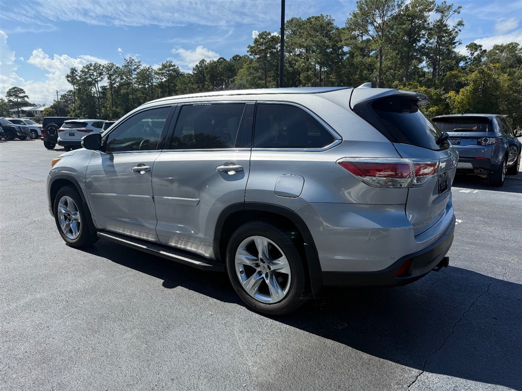2014 Toyota Highlander Limited photo 25