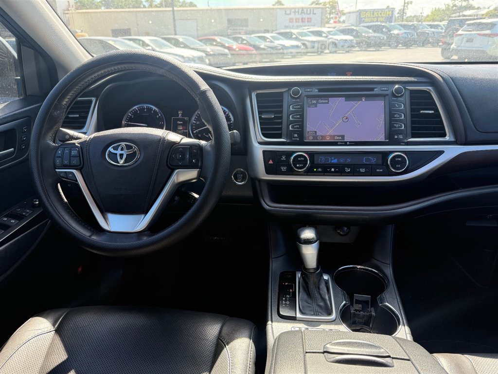 2014 Toyota Highlander Limited photo 9
