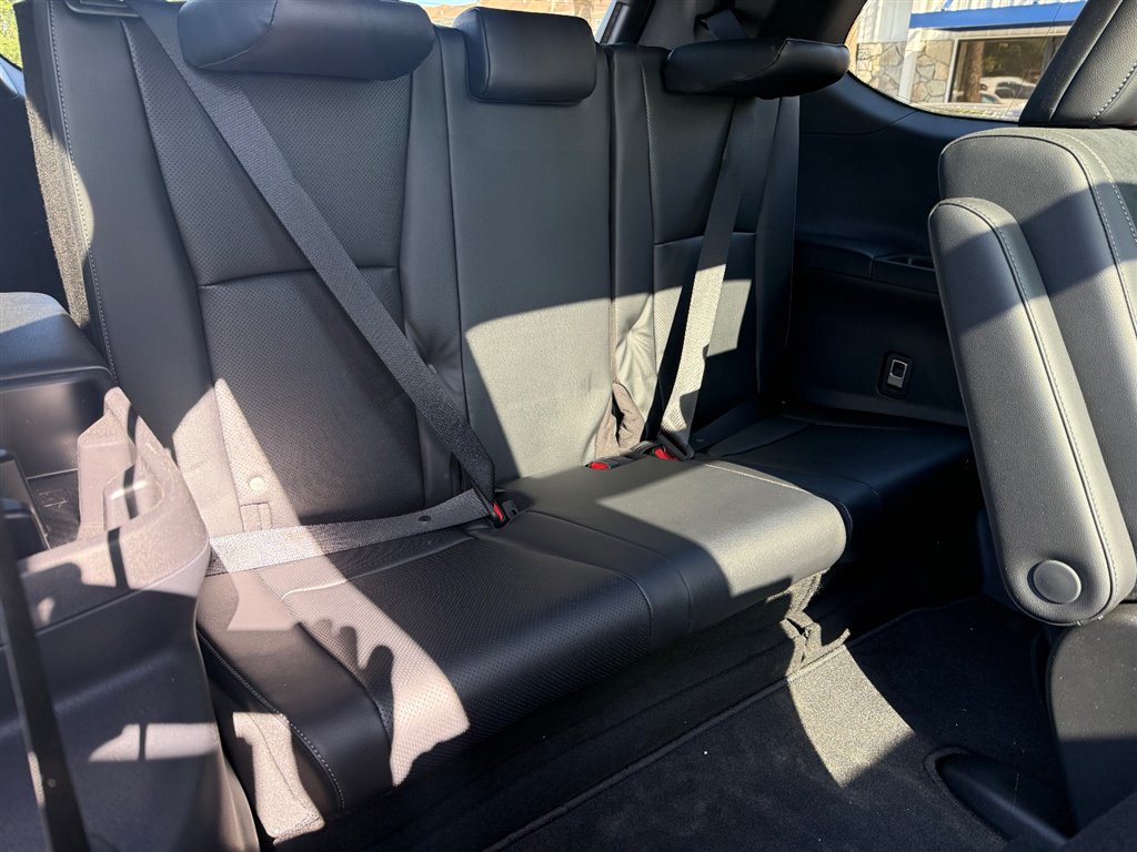 2025 Toyota Highlander Hybrid Limited photo 10