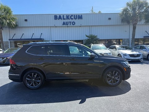 2023 Volkswagen Tiguan SE