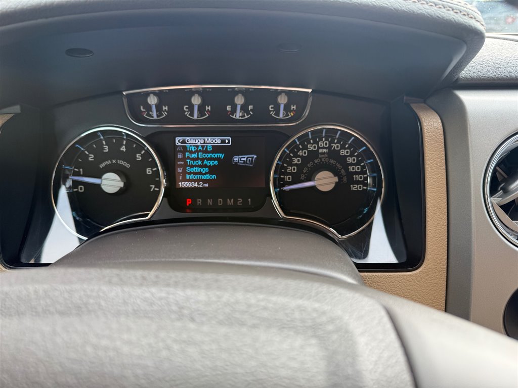 2012 Ford F-150 Platinum photo 14