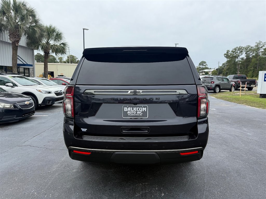 2022 Chevrolet Suburban Z71 photo 3