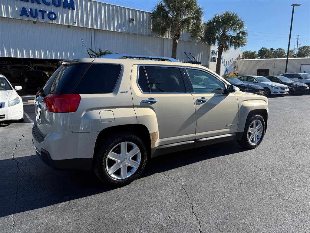 2011 Gmc Terrain SLT photo 3