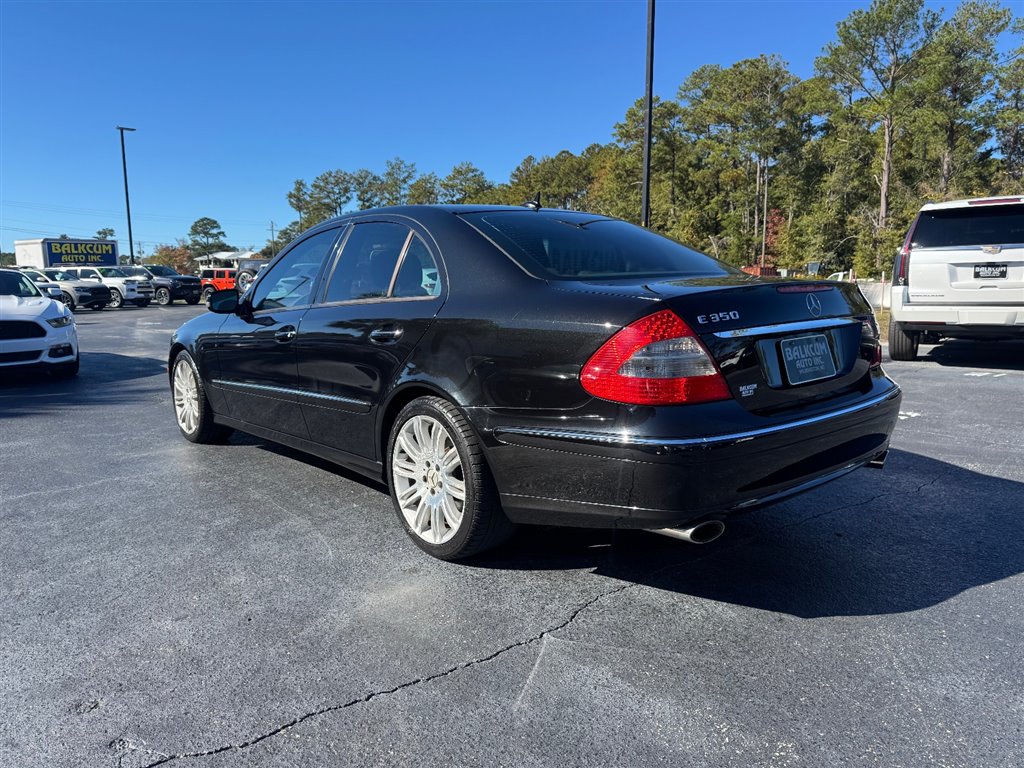 2007 Mercedes Benz E photo 2