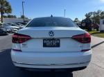 2017 Volkswagen Passat R-Line Pic 2854_V202605151731337