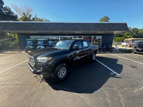 2017 TOYOTA TACOMA SR5 V6