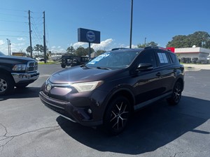 2017 TOYOTA RAV4 SE