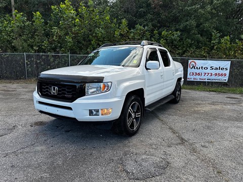 2013 Honda Ridgeline RTL w/ Leather and Navigation