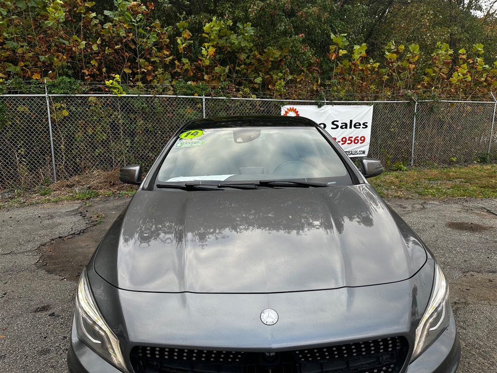 2014 Mercedes-Benz CLA-Class CLA250 photo 16