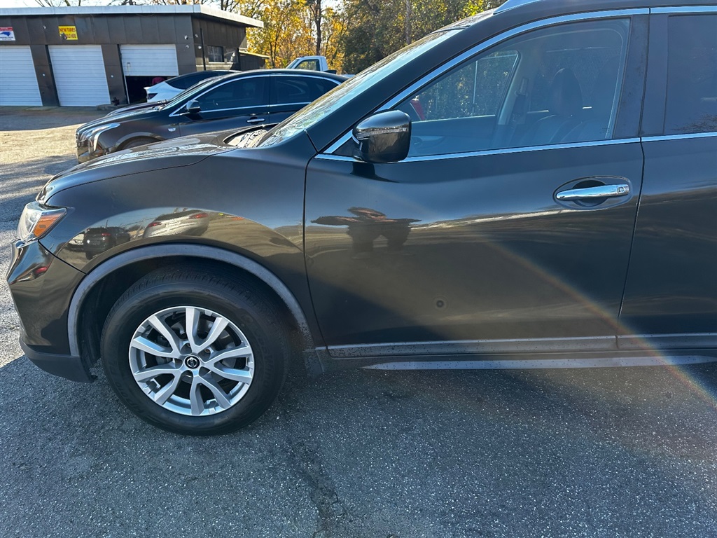 2017 Nissan Rogue S photo 7