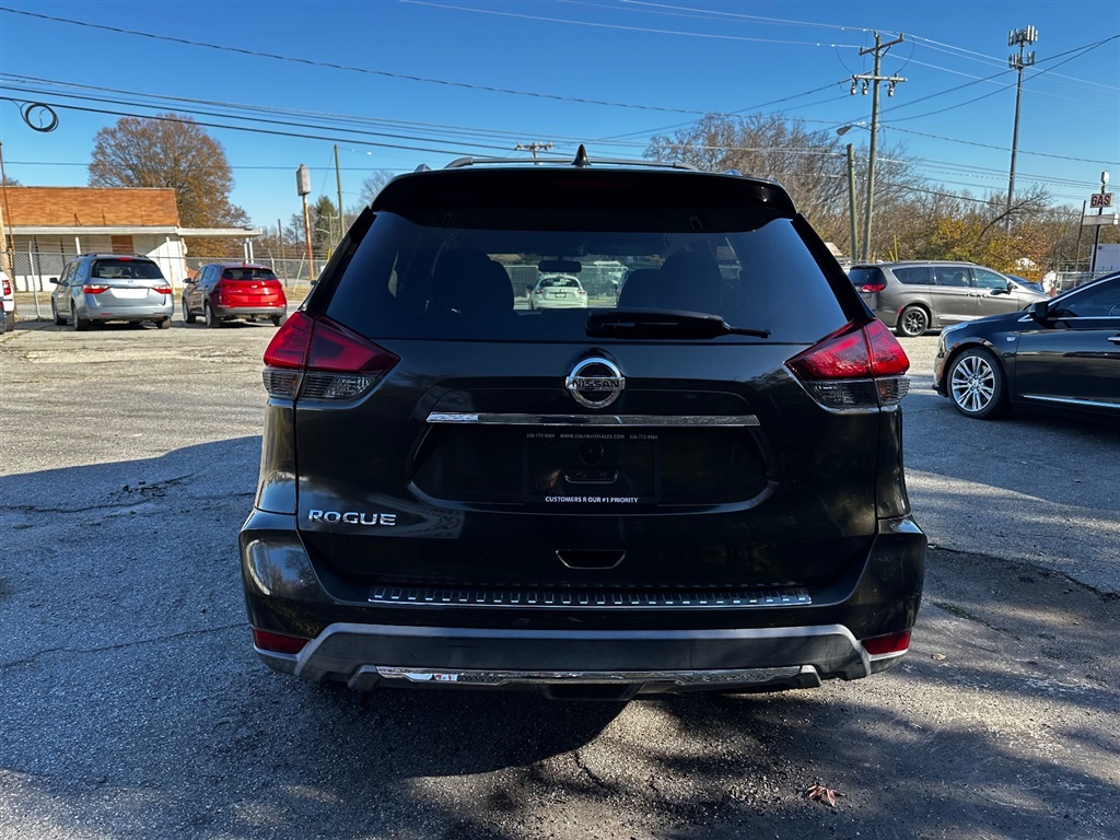 2017 Nissan Rogue S photo 8