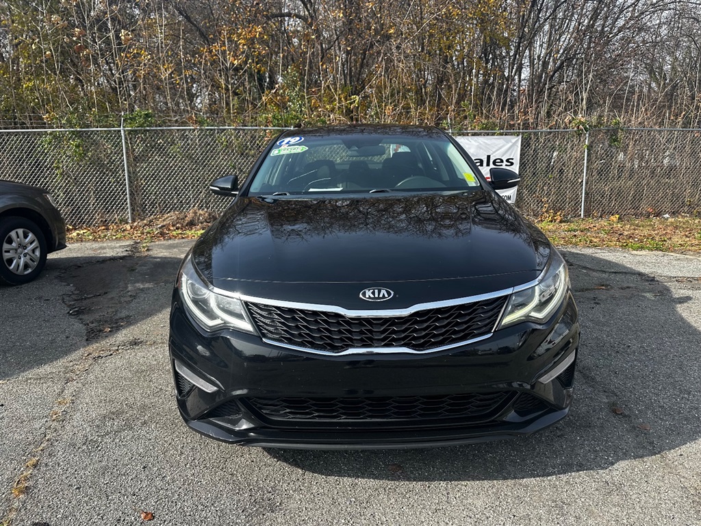 2019 Kia Optima LX photo 13