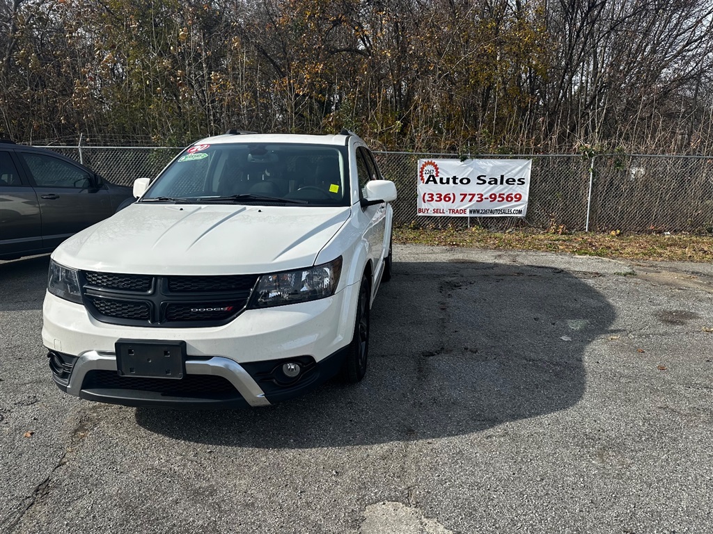 2020 Dodge Journey Crossroad photo 2