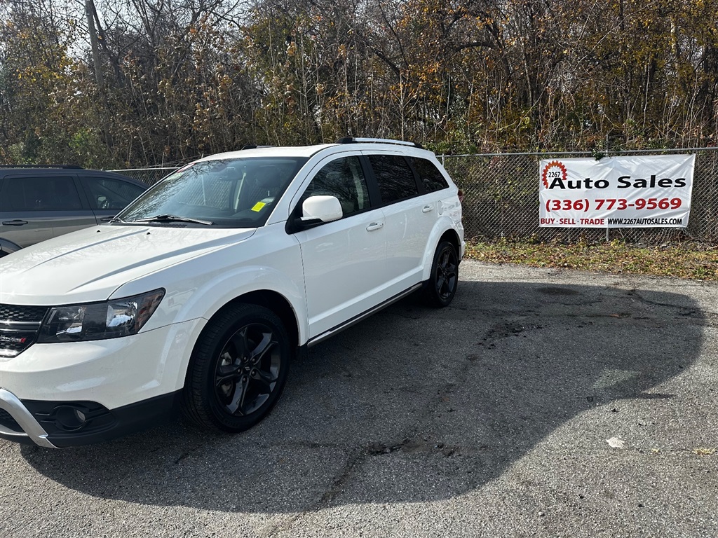 2020 Dodge Journey Crossroad photo 3