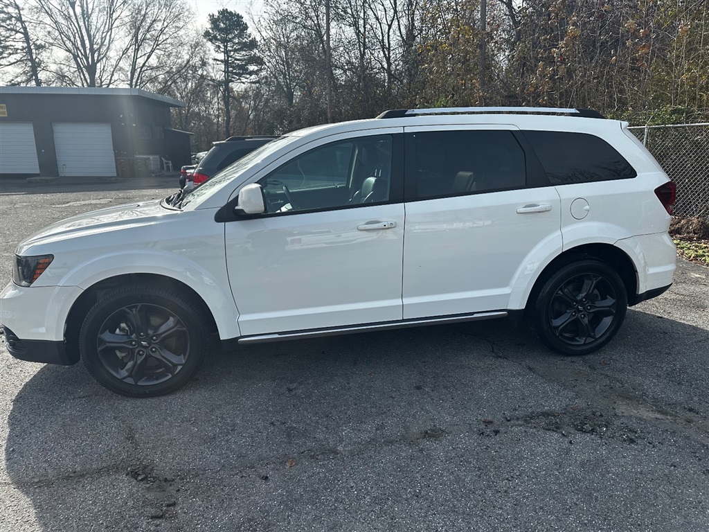 2020 Dodge Journey Crossroad photo 4