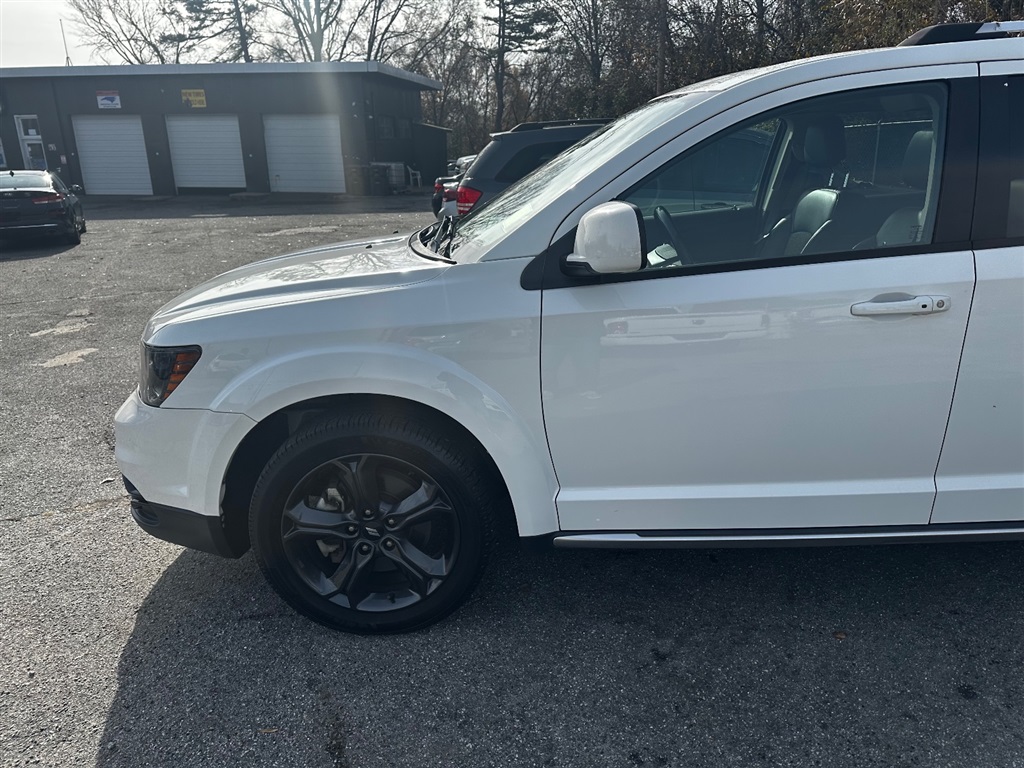 2020 Dodge Journey Crossroad photo 5