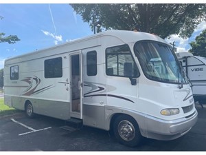 1999 Holiday Rambler Vacationer 2WD for sale by dealer