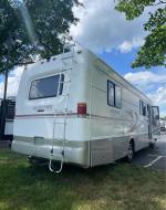 1999 Holiday Rambler Vacationer 2Wd Pic 2874_V202505061530334