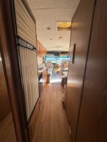 1997 Chevrolet Winnebago Adventurer 30Wq Pic 2874_V2025052311301216