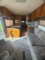 1997 Chevrolet Winnebago Adventurer 30Wq Pic 2874_V202505231130128