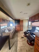2011 Coachman Catalina 29Rks Pic 2874_V202507140747146