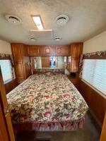 2000 Damon Ultra-Sport 3670 X-Line Motorhome Pic 2874_V2025072215425922
