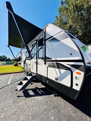 2023 Coleman Coleman 1805RB - for sale by dealer