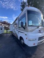 2007 Winnebago Sightseeker 35J Pic 2874_V20251007150526