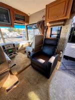 2007 Winnebago Sightseeker 35J Pic 2874_V2025100715052614