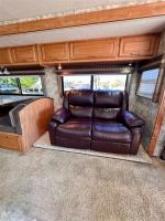 2007 Winnebago Sightseeker 35J Pic 2874_V2025100715052615
