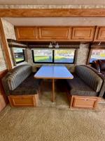 2007 Winnebago Sightseeker 35J Pic 2874_V2025100715052617