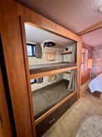 2007 Winnebago Sightseeker 35J Pic 2874_V2025100715052623