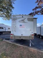 2007 Winnebago Sightseeker 35J Pic 2874_V202510071505269