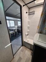 2020 Cruiser Rv Embrace El310 Pic 2874_V2025112414581932