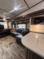 2019 Keystone Cougar 5W 29Res Pic 2874_V2026022013570621