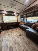 2019 Keystone Cougar 5W 29Res Pic 2874_V2026022013570622