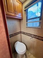 2009 Ford Newmar Canyon Star3641 Pic 2874_V2026041413300239