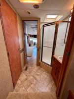 2009 Ford Newmar Canyon Star3641 Pic 2874_V2026041413300252